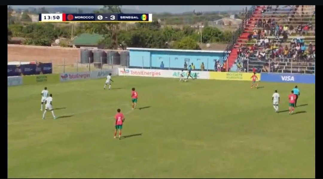 Sport Scolaire U15 demi-finale 
Le Sénégal mène par 3-0 devant Maroc en cours...

#fsf #football #senegal