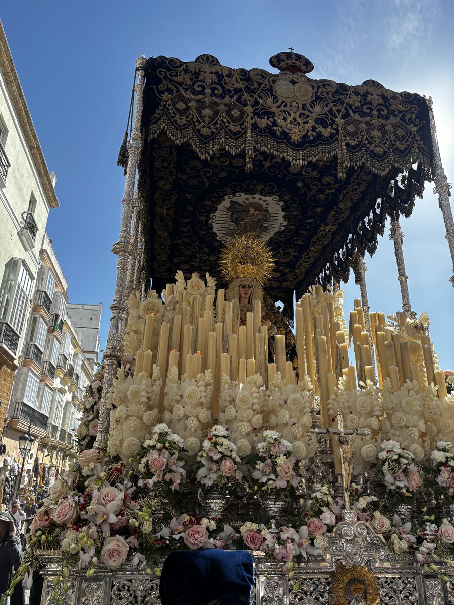 📸 𝗜𝗺á𝗴𝗲𝗻𝗲𝘀 𝗱𝗲 𝗻𝘂𝗲𝘀𝘁𝗿𝗮 𝗦𝗲𝗺𝗮𝗻𝗮 𝗦𝗮𝗻𝘁𝗮 captadas por nuestros músicos ❤️

#SemanaSanta2026 #SuenaJuliánCerdán
