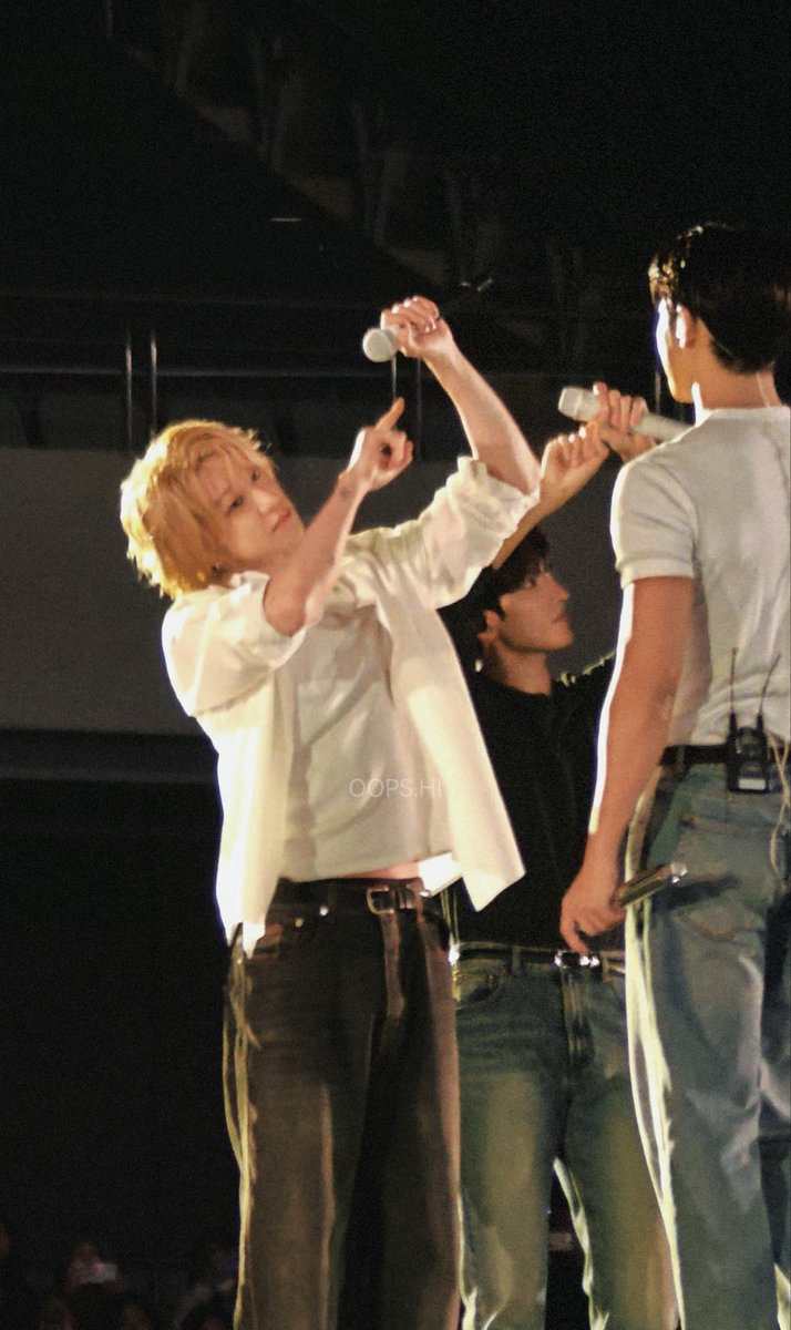 yuè 🌠 SERENADE tweet media