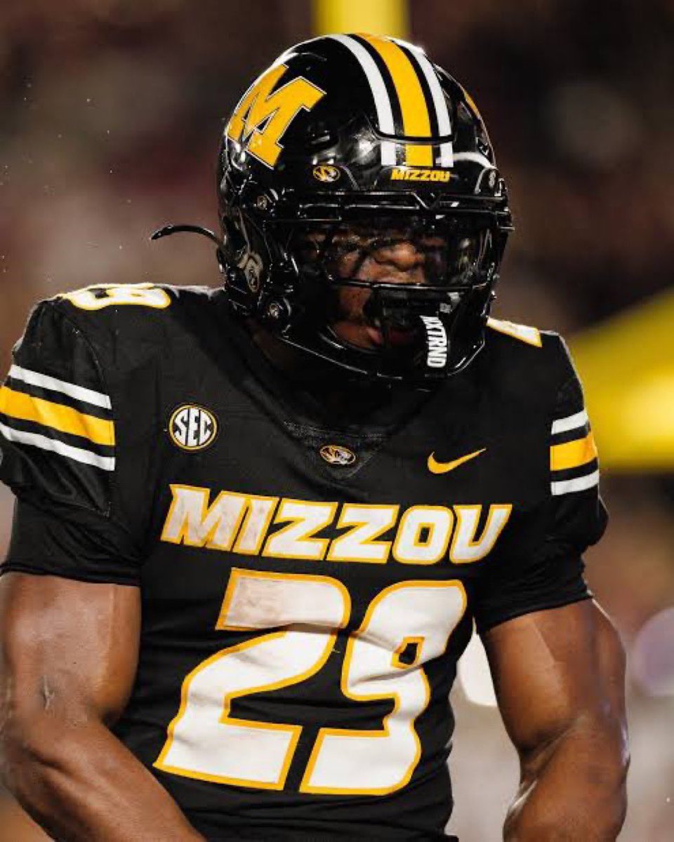 Follow our Dynasty DEVY Expert  <a href="/DynastyWarRoom_/">Dynasty War Room</a>  &amp; check out his TOP 10 2027 Rookie RBs

1️⃣ Ahmad Hardy
2️⃣ Isaac Brown
3️⃣ Kewan Lacy
4️⃣ Justice Haynes
5️⃣ Jadan Baugh
6️⃣ Nate Frazier
7️⃣ Mark Fletcher 
8️⃣ Hollywood Smothers
9️⃣ Jordan Marshall
🔟 LJ Martin

Thoughts?