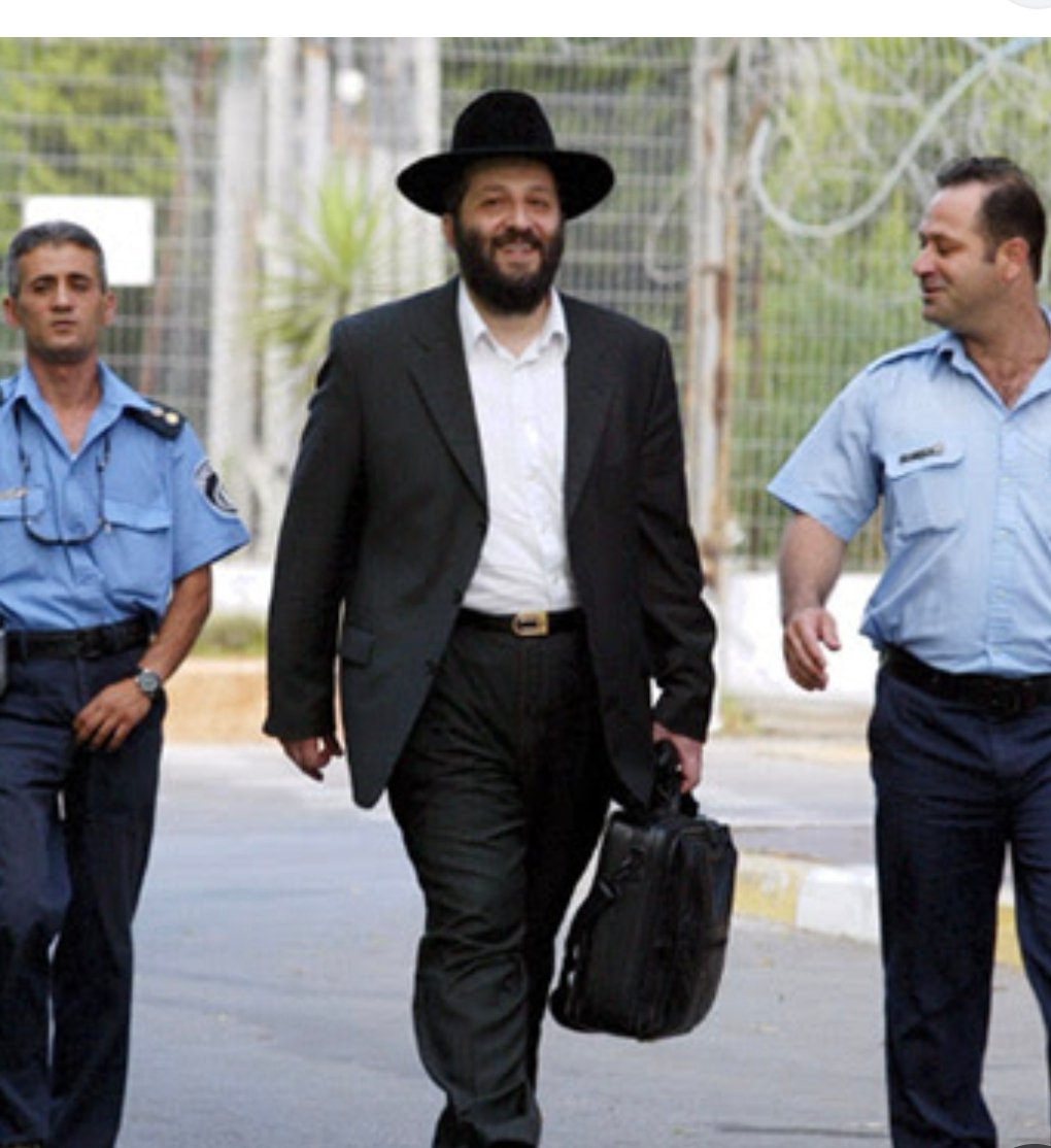 Itaylapidot's tweet photo. @ishaycoen מת על הבשורה המזרחית המאחדת שאריה דרעי וש"ס מביאים לתרבות הישראלית. https://t.co/VorfFg41Yy
