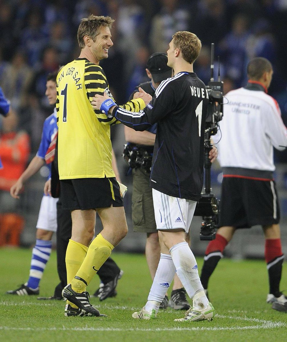 Edwin van der Sar tweet media