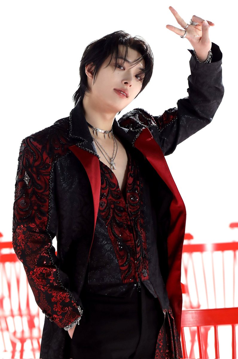 ᯓree★ tweet media