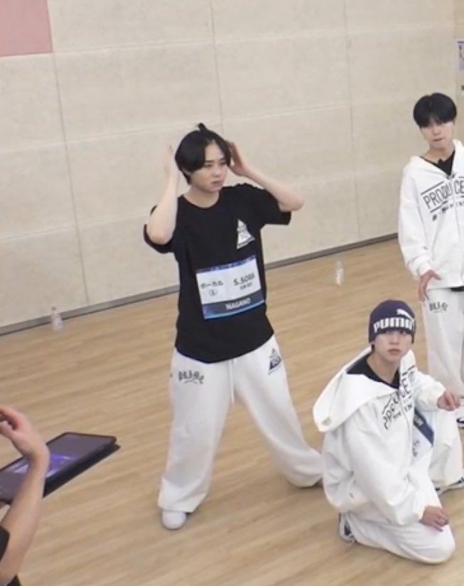 🐈⬛🎀 tweet media