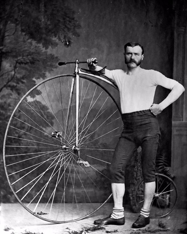 vatonschoolfees's tweet photo. @The_Astral_ man with penny farthing... https://t.co/T4QIMDi5Kk