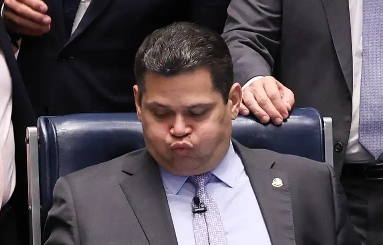 Eli Vieira tweet media