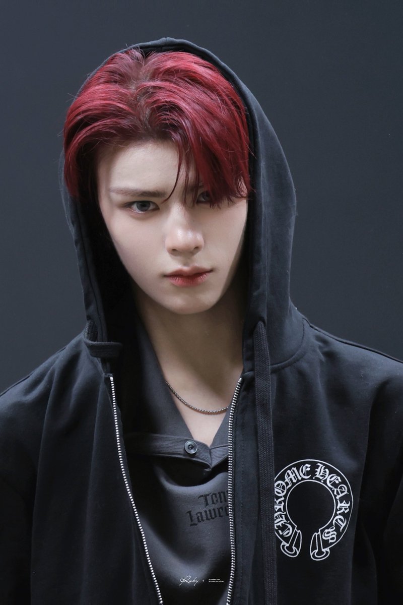 260409 새로염색함😻

#NouerA #POP_IT_LIKE #누에라 #ヌエラ
#판 #ファン #陈炳帆 #FAN <a href="/nouera_official/">NouerA</a>