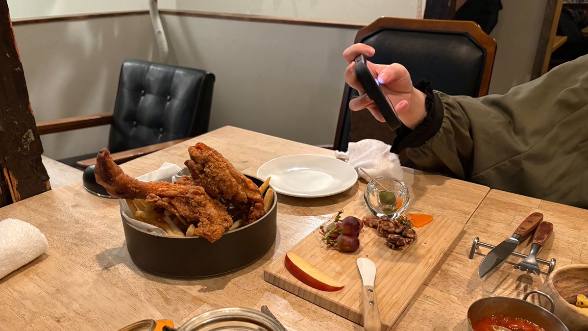 ばぶるす tweet media