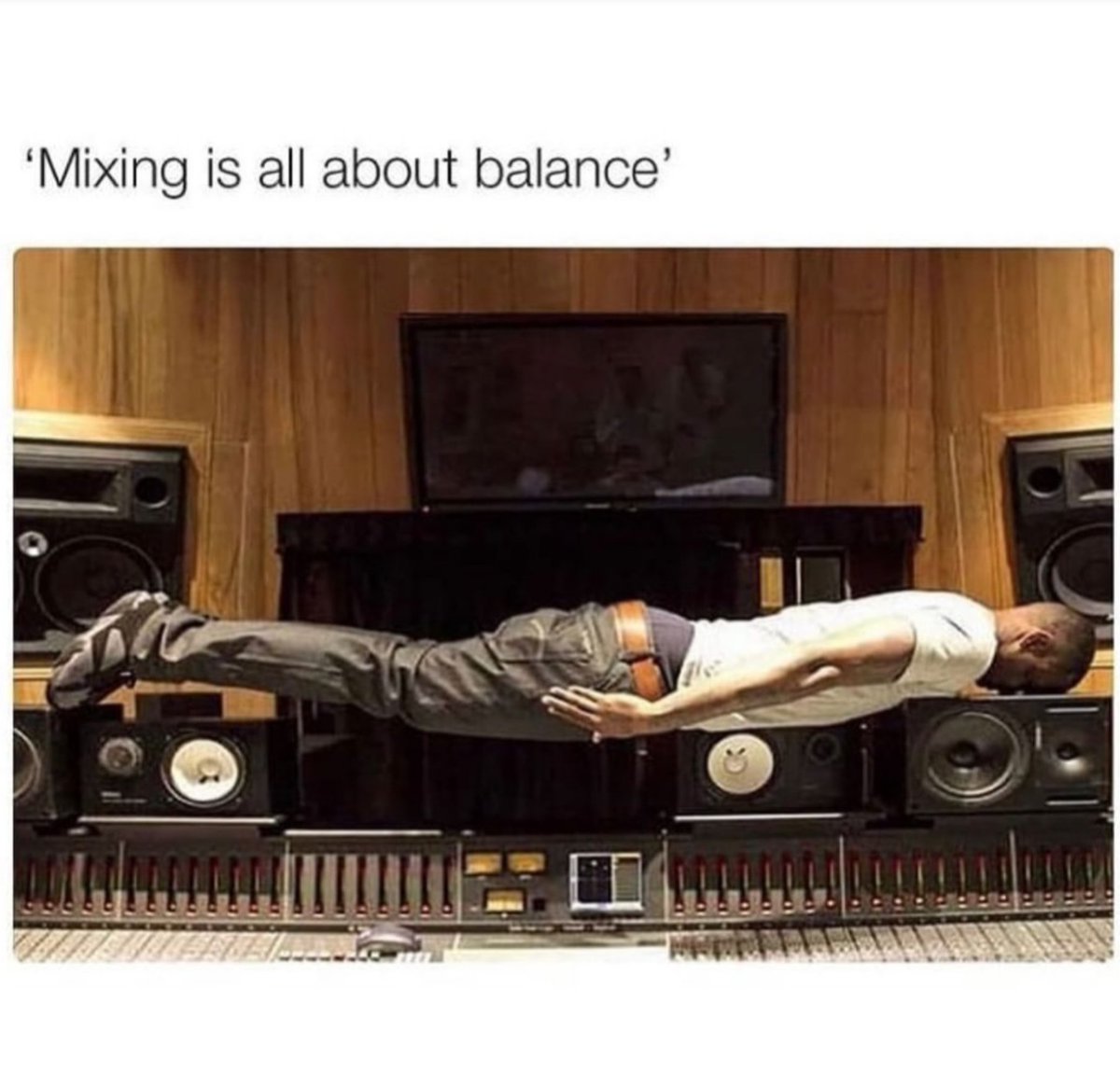 WZRD Gundlach tweet media