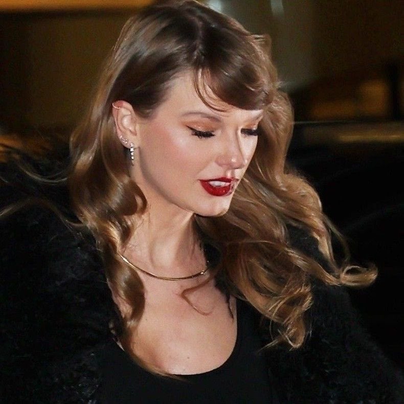 row ౨ৎ tweet media