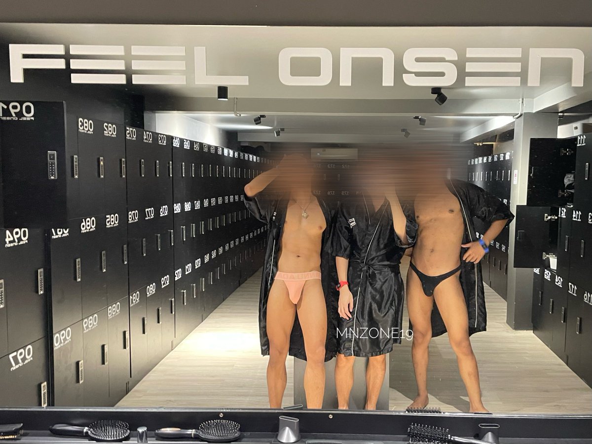 M_darkenergy tweet media