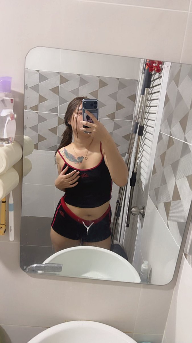 pp (ทักมารบกวนส่งรูปมาด้วย) tweet media