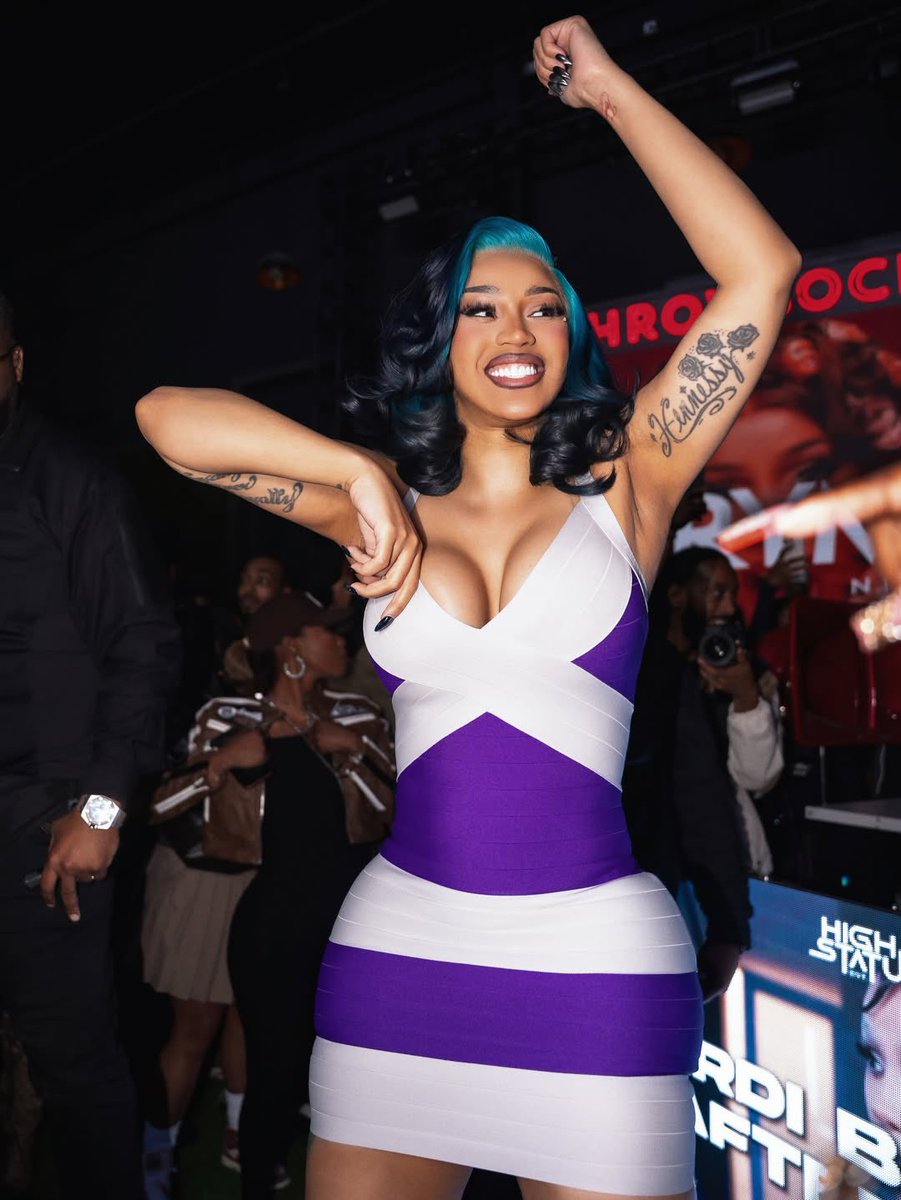 ًWave Checkers tweet media