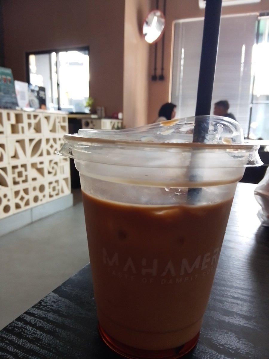 giraffend tweet media