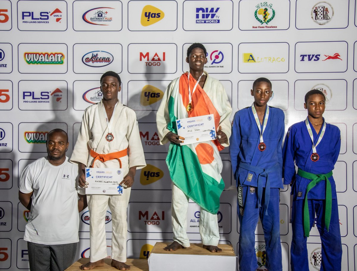 LIONJUDOCLUB's tweet photo. 🥈 NOS 3 VICE-CHAMPIONS :

- HLOMEWOO Abla Kékéli (Cadettes -52kg)
- AHYEE Amah Jean-Louis (Cadets -55kg)
- AOUGA Komi Jérémie (Cadets -66kg)

Excellentes performances ! 👏

#PAD2026 #Argent https://t.co/AEzHjmOd66