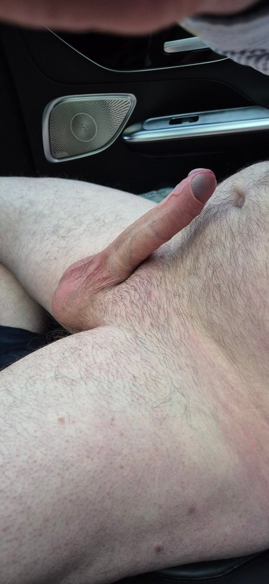 ExplorativeWank's tweet photo. @aellamom About this big...give or take https://t.co/yYUtIppXsO
