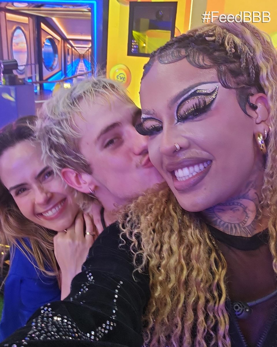 O_P4nd4's tweet photo. EU QUERO MORAR NESSA FOTO VEY #BBB26 #FeedBBB https://t.co/QP6YqV7zjc