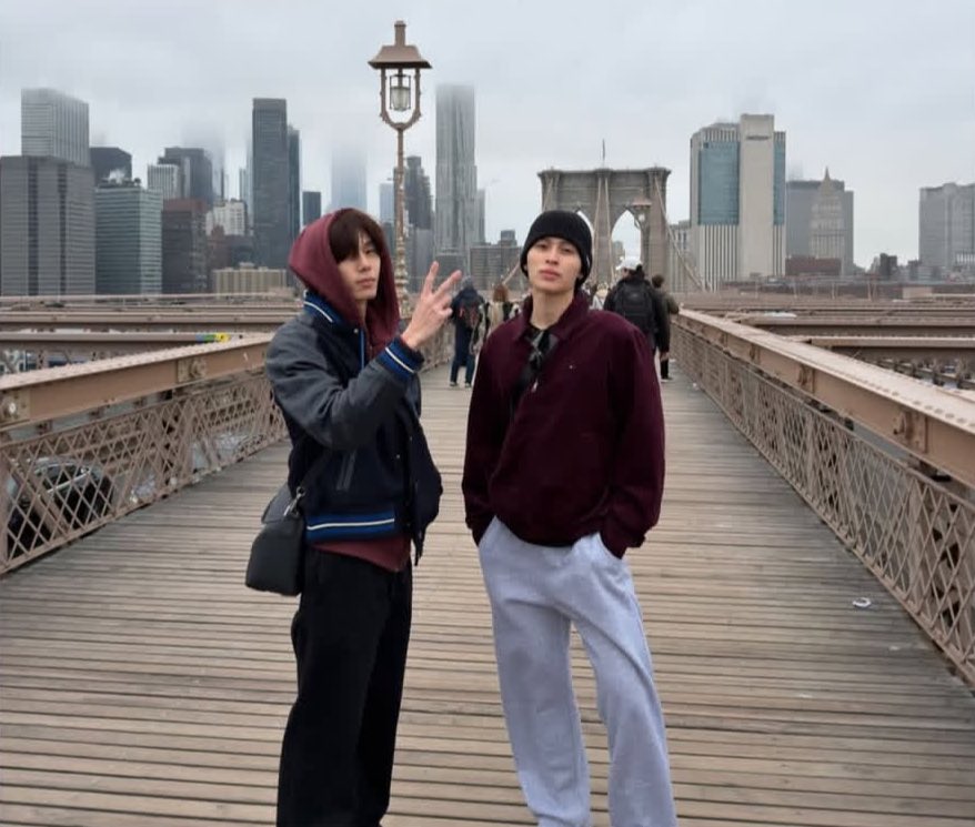 Chew ☾ tweet media