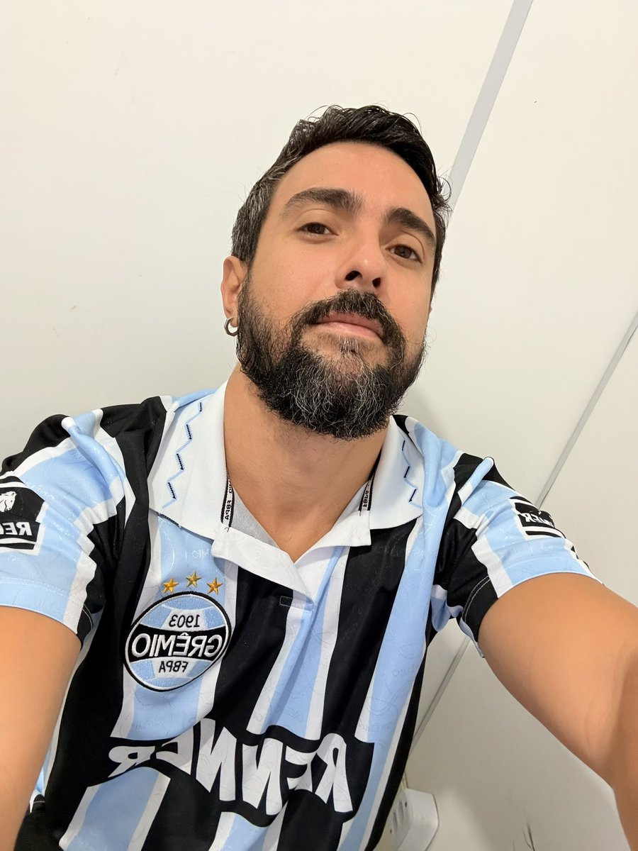 ícaro tweet media