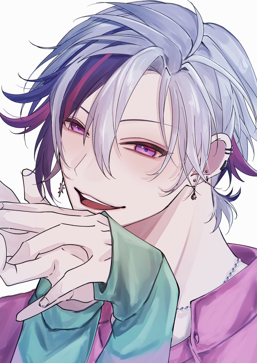 衣装も髪型もかわいいね