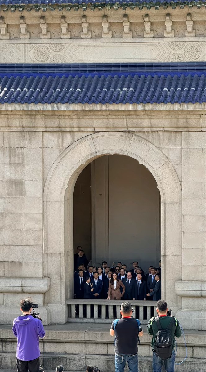 philip li tweet media