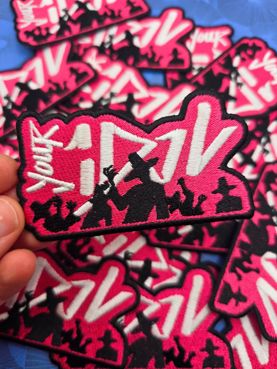 ginger_jaws's tweet photo. ME FERRAL AT THE #kpopdemonhunters #cookierun COLLAB?!?!! 
check out my merch
https://t.co/HgiSFWDIcp
 #derpytiger #huntrix #sajaboys https://t.co/nspbtd90Nx