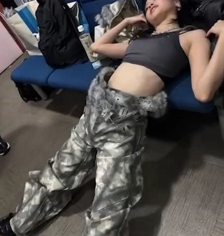 ITZY BASE tweet media