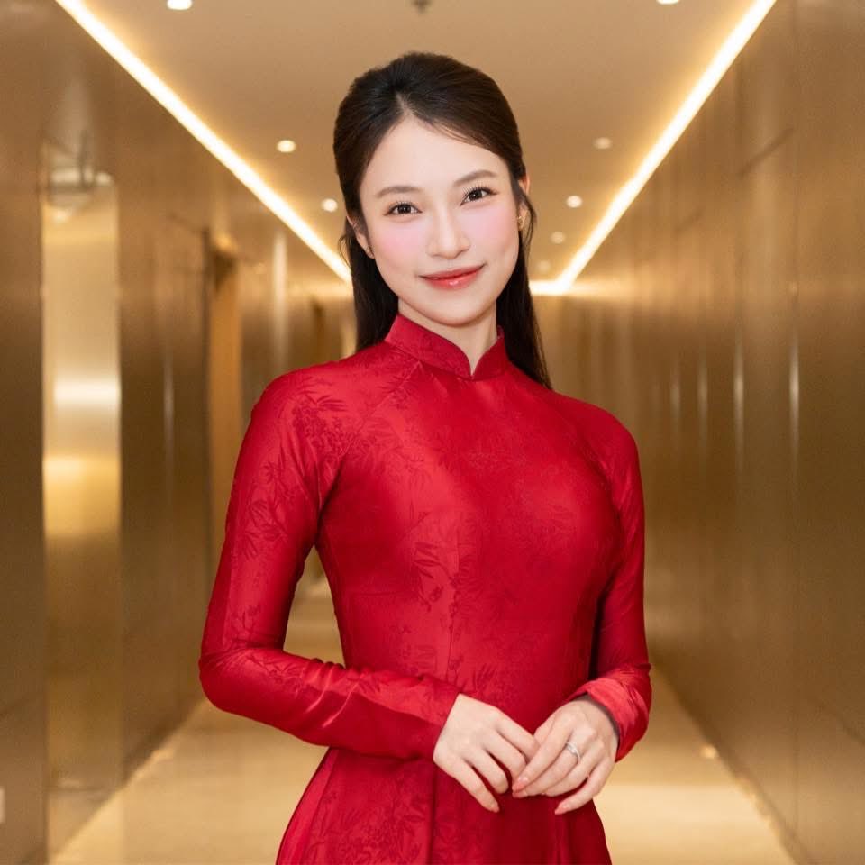 Gái đẹp showbiz tweet media