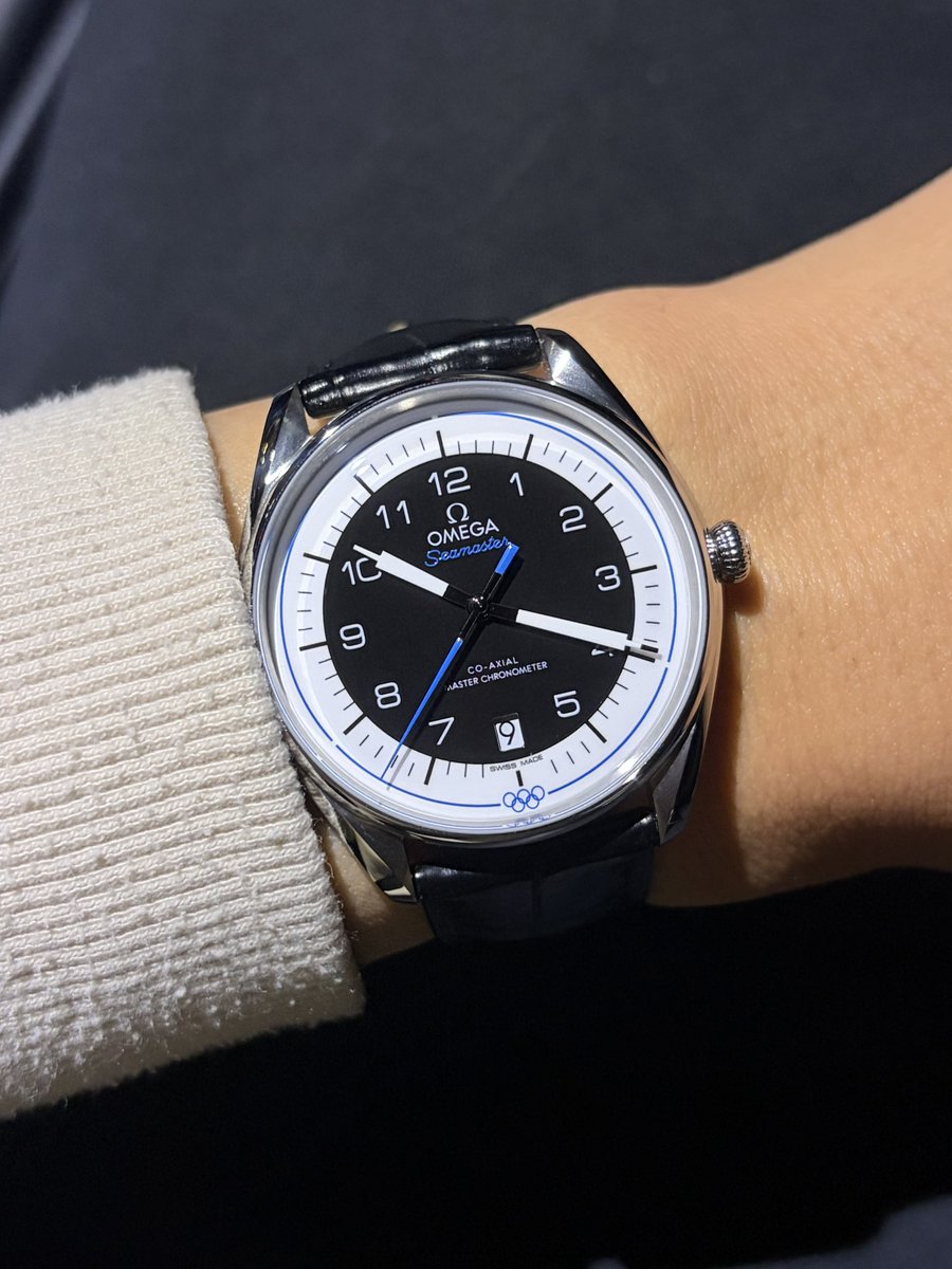 everydaywatch's tweet photo. #OMEGA #Seamaster #OfficialTimekeeper
Seamaster Olympic！
ホント良いサイズ😄
玉ねぎリューズも可愛くて好き🥰 https://t.co/FK1nY1rlQx