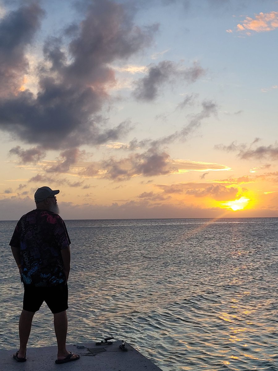 Gregory Hudson, that crazy author/🏳️‍🌈🐻 tweet media