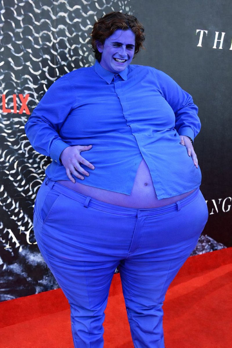 BluebloomLab's tweet photo. Things have only grown juicier for Mr. Chalamet since we last checked in with him! 🫐

For an animated version and other exclusive content to support the project:
https://t.co/G5xAvti77I

#blueberryman #maleblueberry #blueberryexpansion #blueberryinflation #bluebloomlab https://t.co/2LOYjMCKuA
