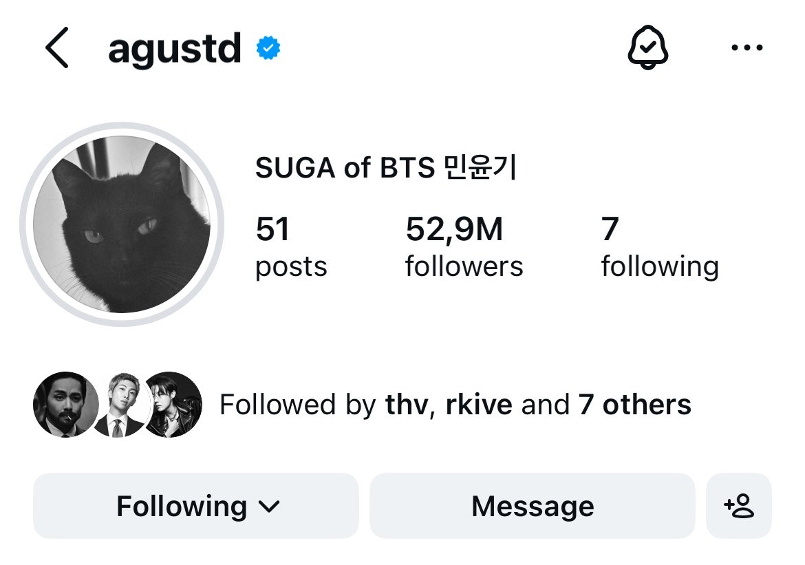 Universo Bangtan ⁷ tweet media