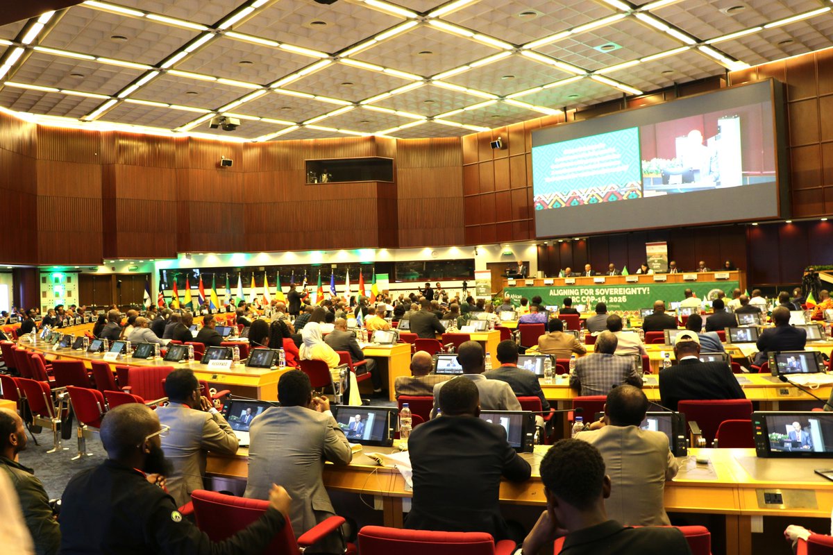 UNEthiopia's tweet image. #HappeningNow at the 16th African Risk Capacity Conference of the Parties in #Ethiopia🇪🇹, @UNEthiopia Head a.i., @GbaydeeDoe, underscored that African solutions for African risks are not optional — they are essential for resilience, stability, and dev't

⏩bit.ly/47SfOOd