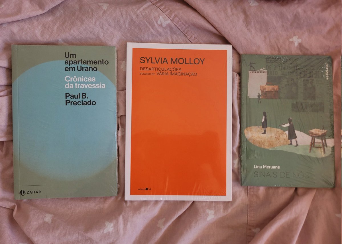 lily 🌙 tweet media