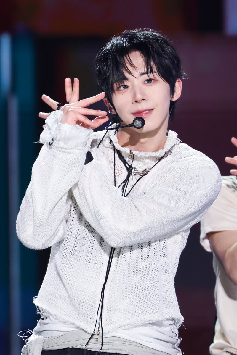 Our_zip's tweet photo. 260407 
#서정우 #JEONGWOO #아홉 #AHOF https://t.co/JHZLdPYATX