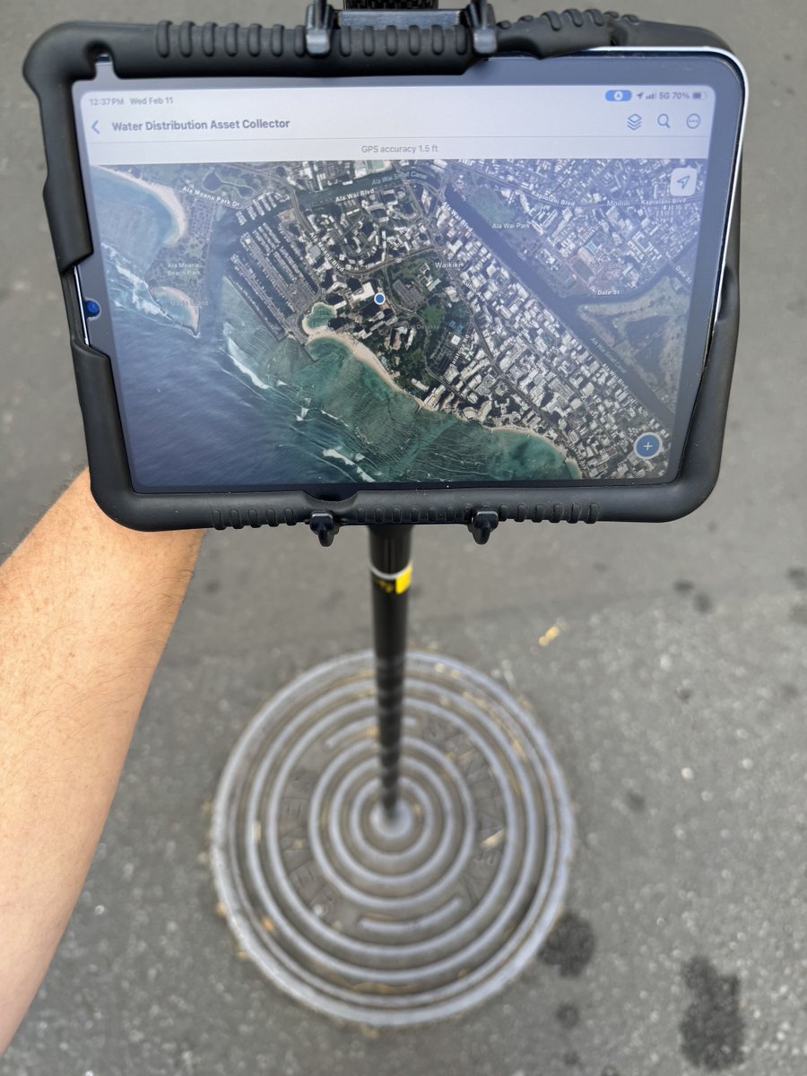 EosGNSS's tweet photo. Does your sanitary network data stink? 😷
With Eos GNSS receivers, you can easily get high-accuracy data flowing freely from the field. 🌊
It's time to get your sanitary-network maps on point. Learn more: https://t.co/m1q8sSYIUS
#Mappy #GNSS #GIS #Wastewater #UtilityNetwork https://t.co/viK6O9eqPf