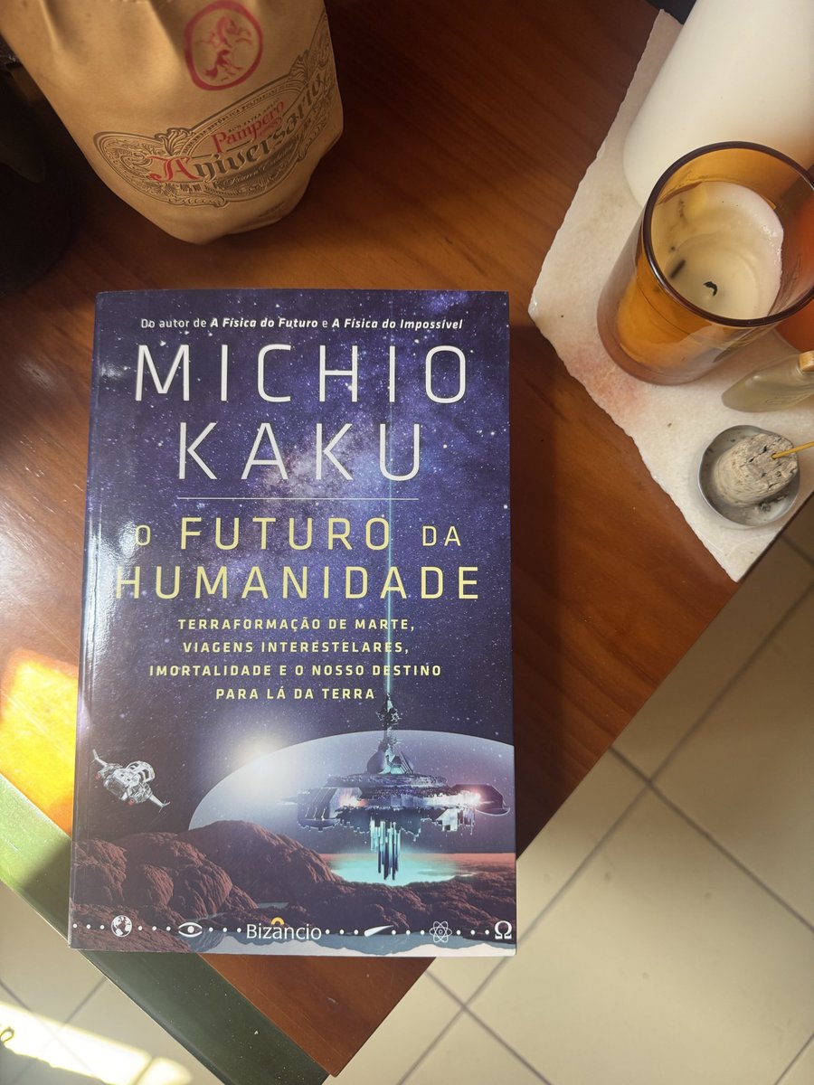 Rodriguezbooks's tweet photo. A propósito de los viajeros de la luna. Tenía esta lectura en espera y veo pertinente el momento. https://t.co/yZAXkljoHX