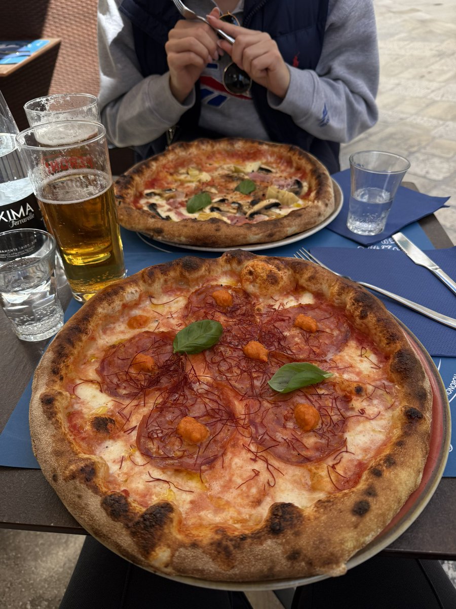 Marcin Borzęcki tweet media