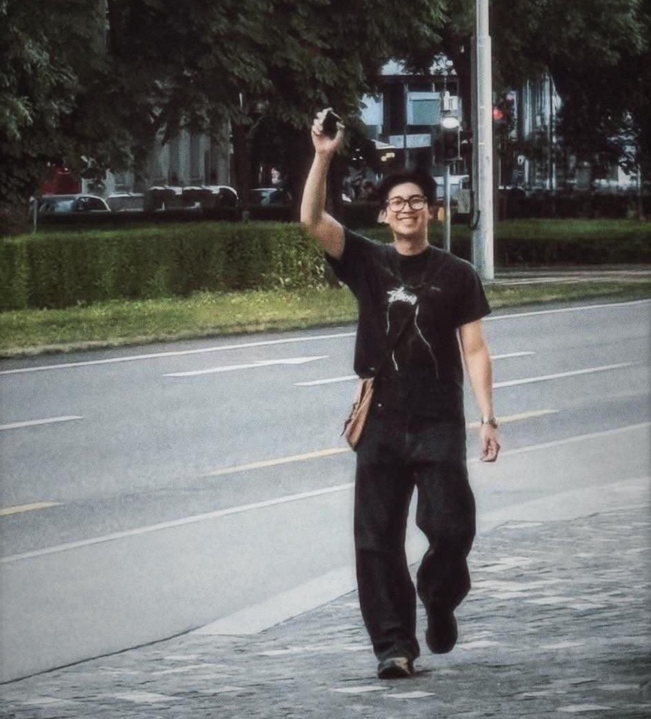 stherzinha tweet media