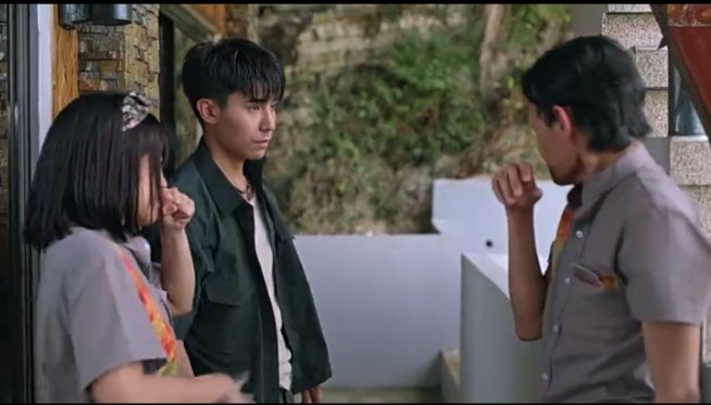 vkhobi's tweet image. Yung titig mo talaga Brent ay Gio pala HAHAHAHAHA 

#BRESNYR
#TheSecretsOfHotel88