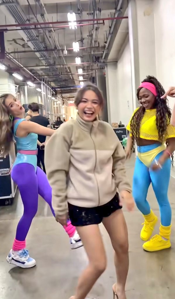 CertKap's tweet photo. Enjoy na enjoy yarn? 😍
@kolettemadelo kumasa sa #IkembotMoDanceChallenge
ng @babydollsofc

 #BabyDolls #ZoomBabyDolls https://t.co/QoGjXuobsY