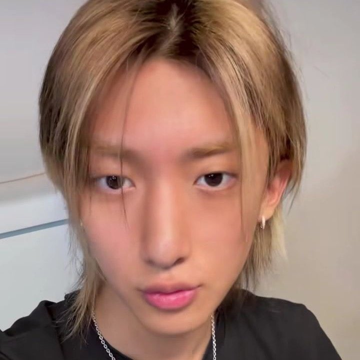 ★ 𝓡 ྀིྀིyuls tweet media