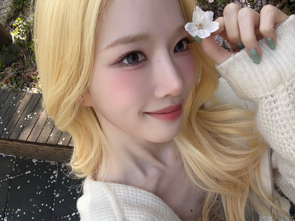 ์์ต tweet media