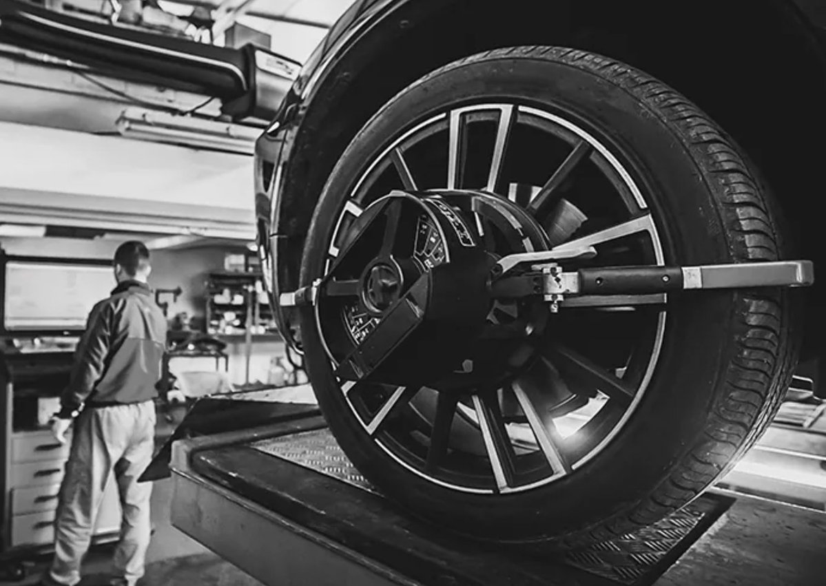 prestige_toyota's tweet image. Uneven tire wear? Proper wheel alignment helps improve handling and extend tire life. Schedule your Toyota wheel alignment service today.
🧷 bit.ly/3xOWNZb
.
.
.
#ToyotaService #WheelAlignment #TireCare #AutoMaintenance #ToyotaCare #ServiceCenter #CarCare