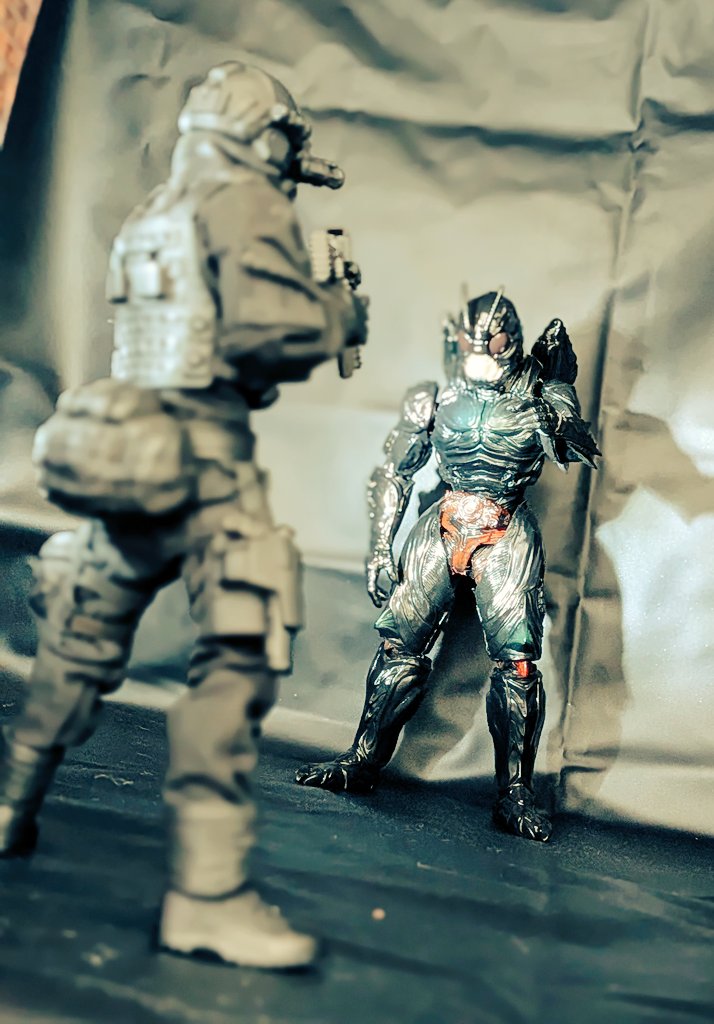 Kamikaze-universe tweet media