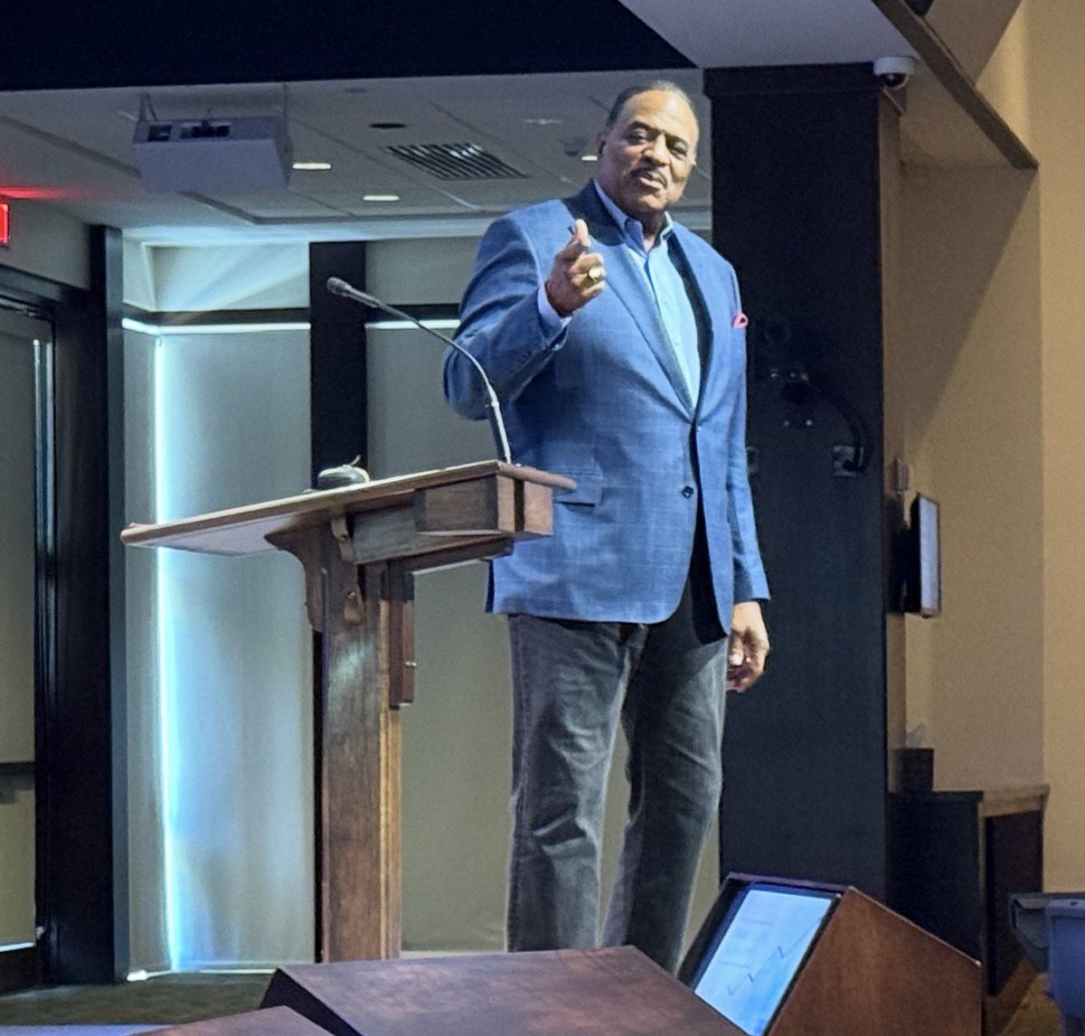 Tony Dungy tweet media