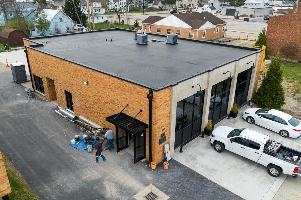 Maddoxxfmr's tweet image. 📍 New Office in Ohio 📍 

We've got a thing for old fire stations. This 1950 building in Batavia is being restored into office space for 20 Maddox employees.

All ready to get you the transformers you need when you need them. 

#Electrical #Transformers #Ohio