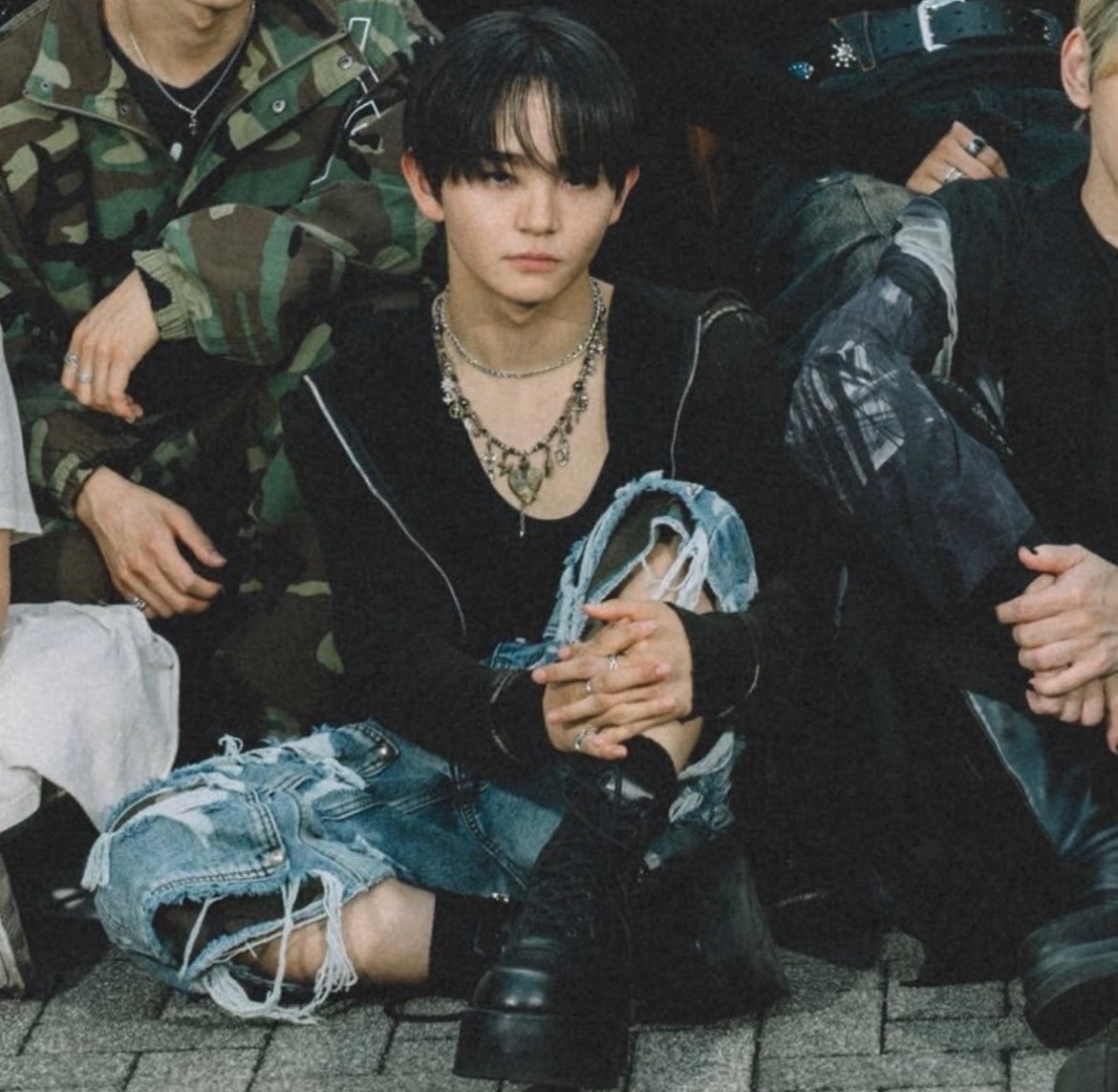 星あまり tweet media