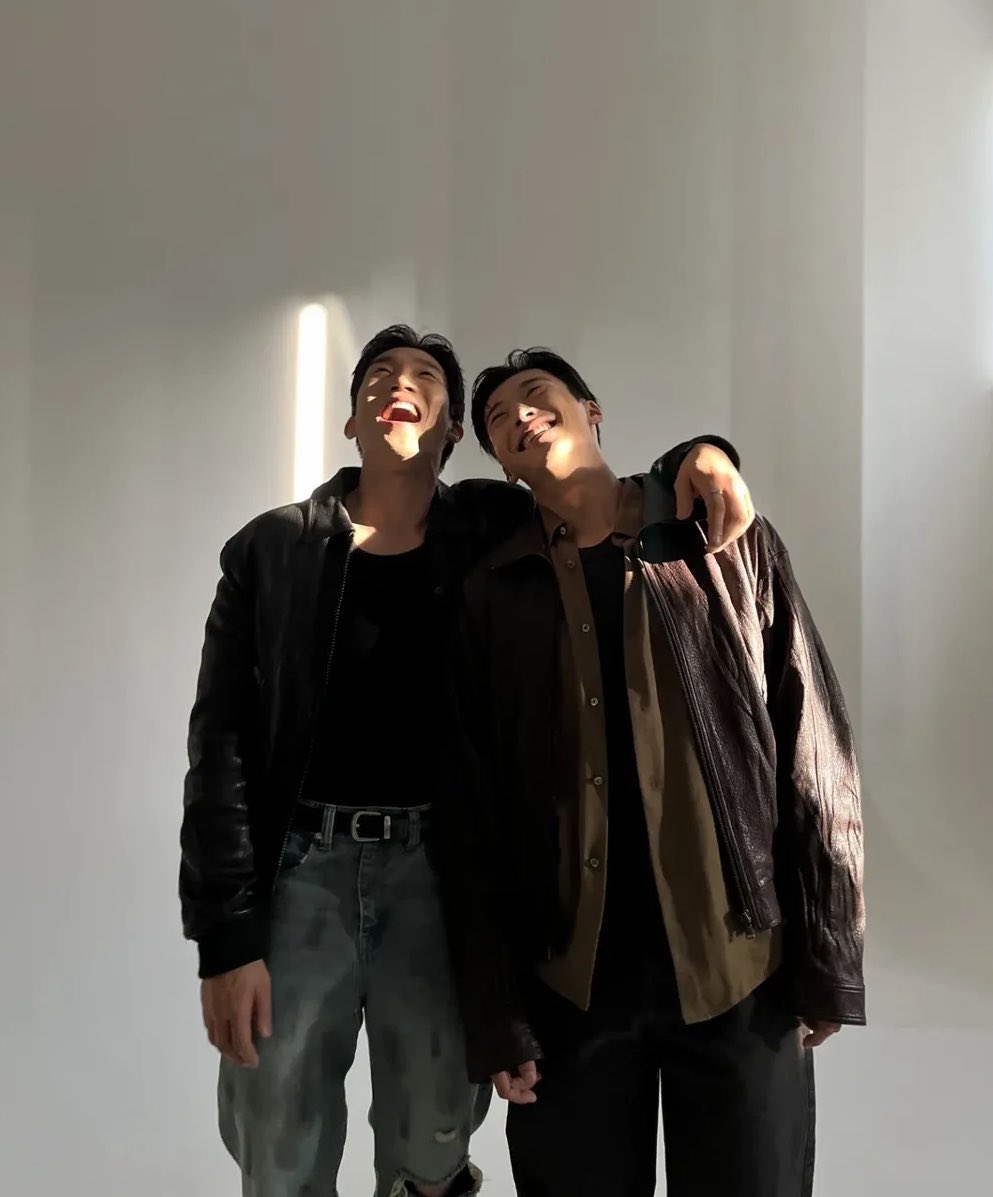 thehwanderland's tweet image. "Bloodhounds" Woo Do Hwan said, "Bromance with Lee Sang Yi? Almost like a couple."  

🔗enews.imbc.com/M/Detail/50112…

#Bloodhounds2 #사냥개들2
#WooDoHwan #우도환
