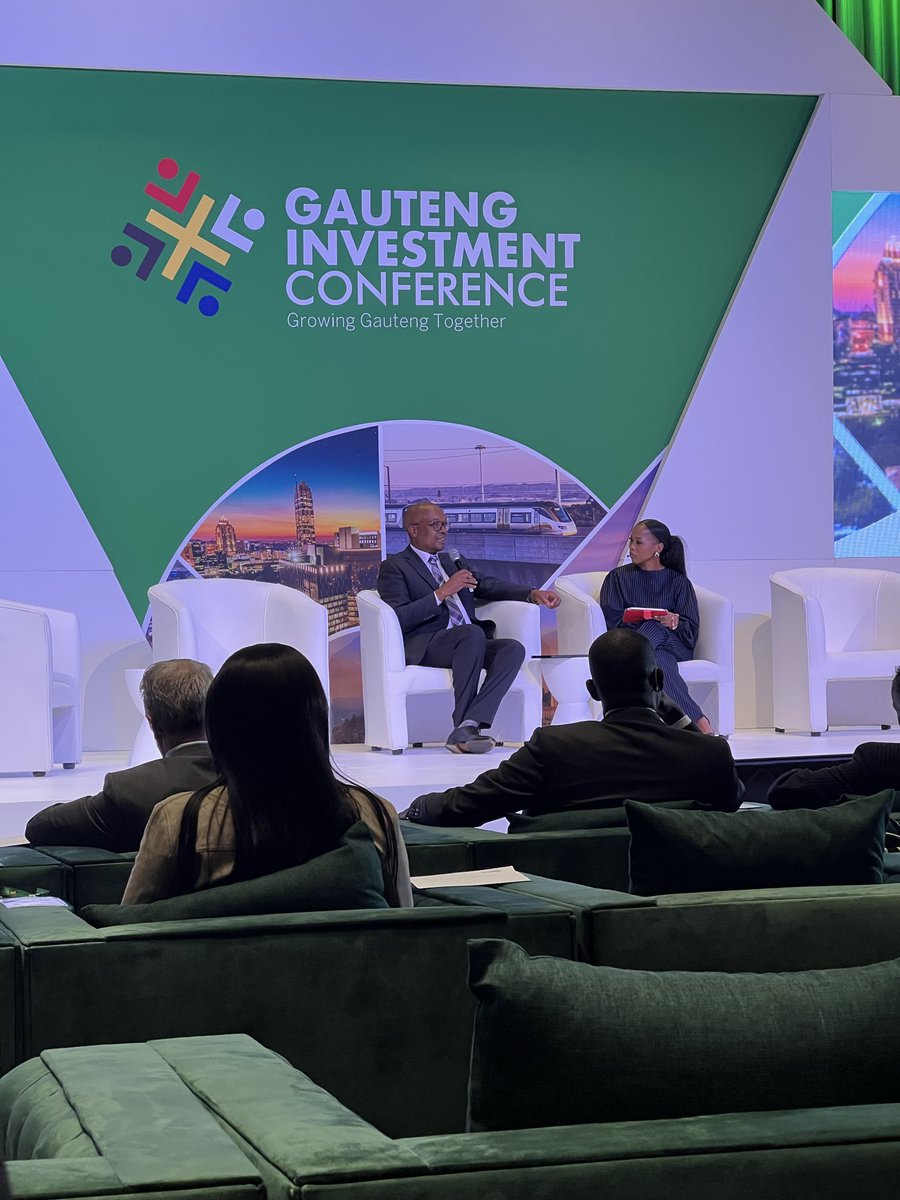 Minister <a href="/TauParks/">Parks Tau</a> outlining Gauteng-City Region’s competitive advantage as the centre of logistics, its strategic position from an infrastructure perspective and how it has positioned itself around SEZs and being a regional HQ of multinationals #GrowingGautengTogether